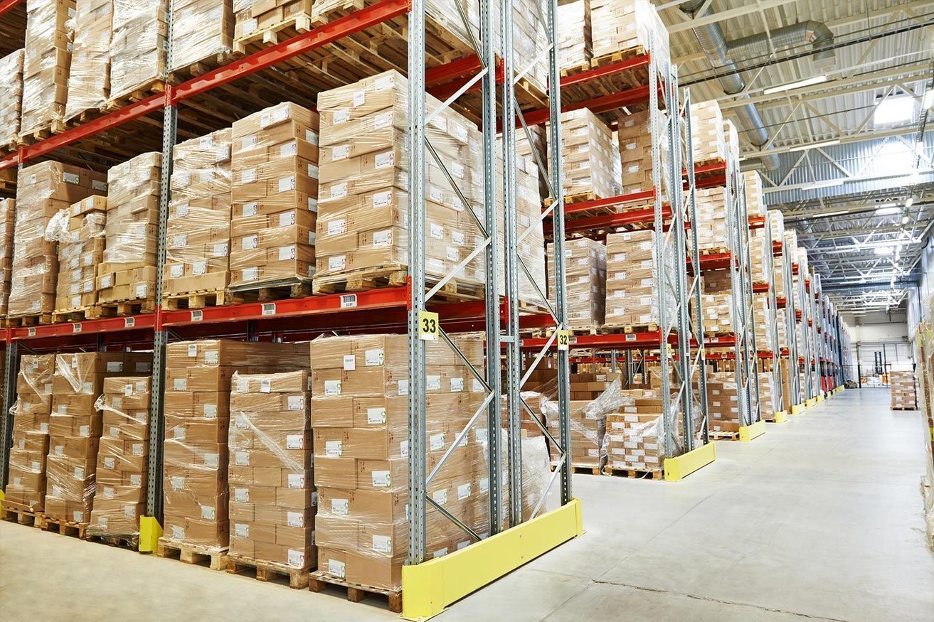 Food And Packaged Beverage Loads  
 Shelf-stable food and packaged beverages move in high volume across long distances. 